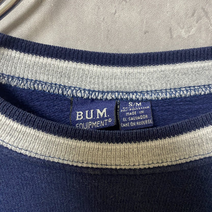 古着 used　B.U.M.EQUIPMENT　長袖プリントリンガースウェット　トレーナー　ネイビー　紺色　秋冬服　Mサイズ