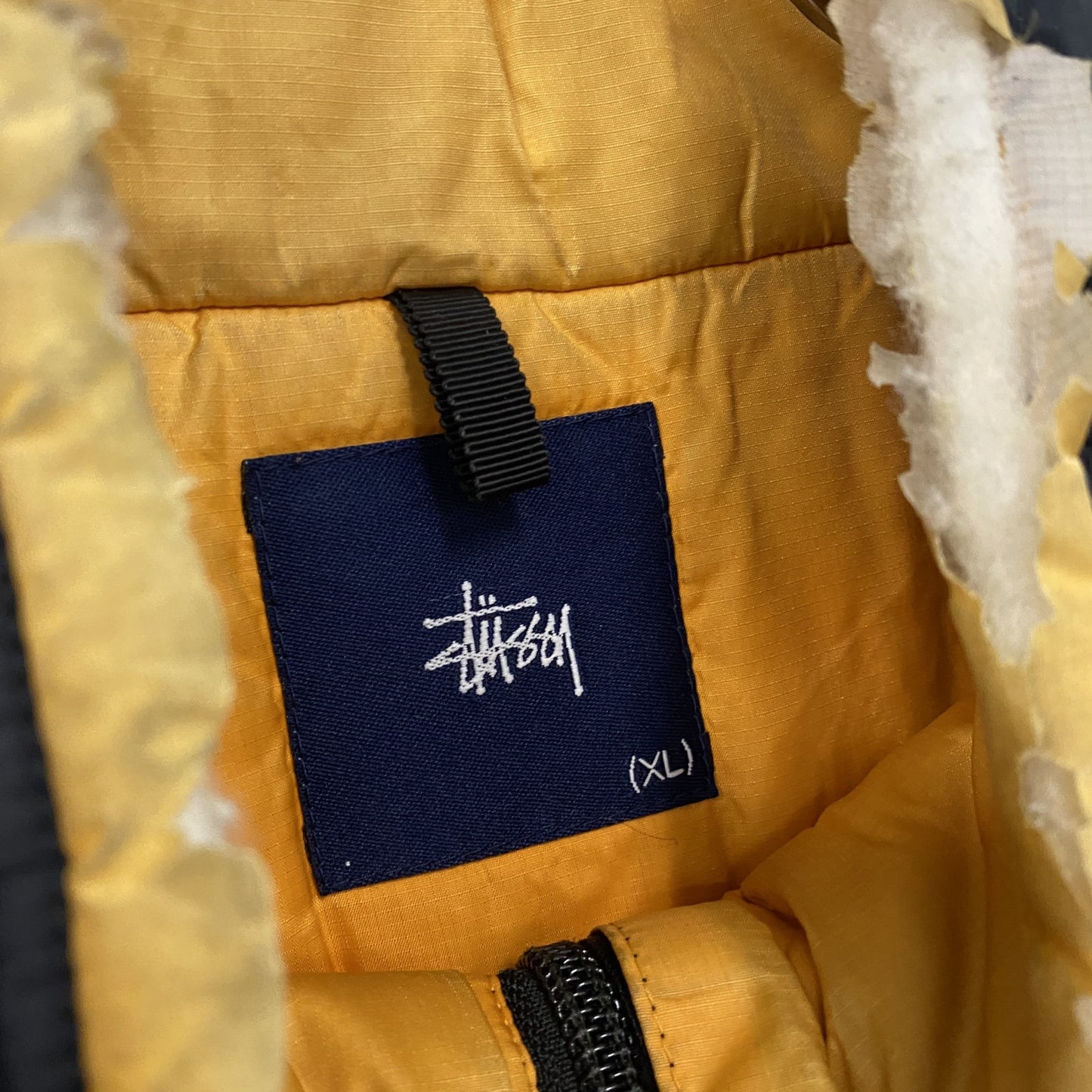 STUSSY　ステューシー　中綿ジャケット　黒　ブラック　XLサイズ