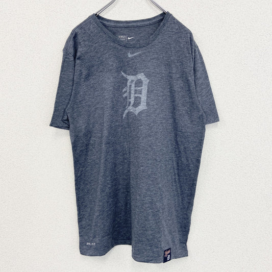 古着 used　NIKE ナイキ　半袖プリントTシャツ　DRI-FIT　スウッシュロゴ　グレー　クルーネック　カジュアル　Lサイズ