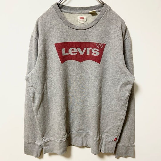 古着 used　Levi's リーバイス　長袖ロゴプリントスウェット　トレーナー　グレー　灰色　クルーネック　秋冬服　Mサイズ