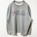 FILA フィラ　長袖ロゴプリントスウェット　トレーナー　グレー　灰色　クルーネック　秋冬服　Mサイズ　古着