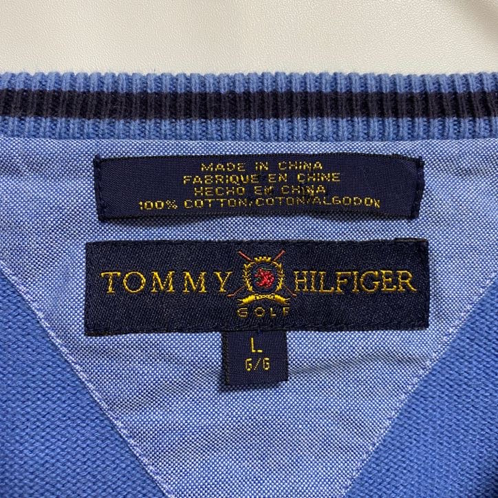 TOMMYHILFIGER　トミーヒルフィガー　長袖Vネックワンポイント刺繍スウェット　トレーナー　水色　Lサイズ　古着