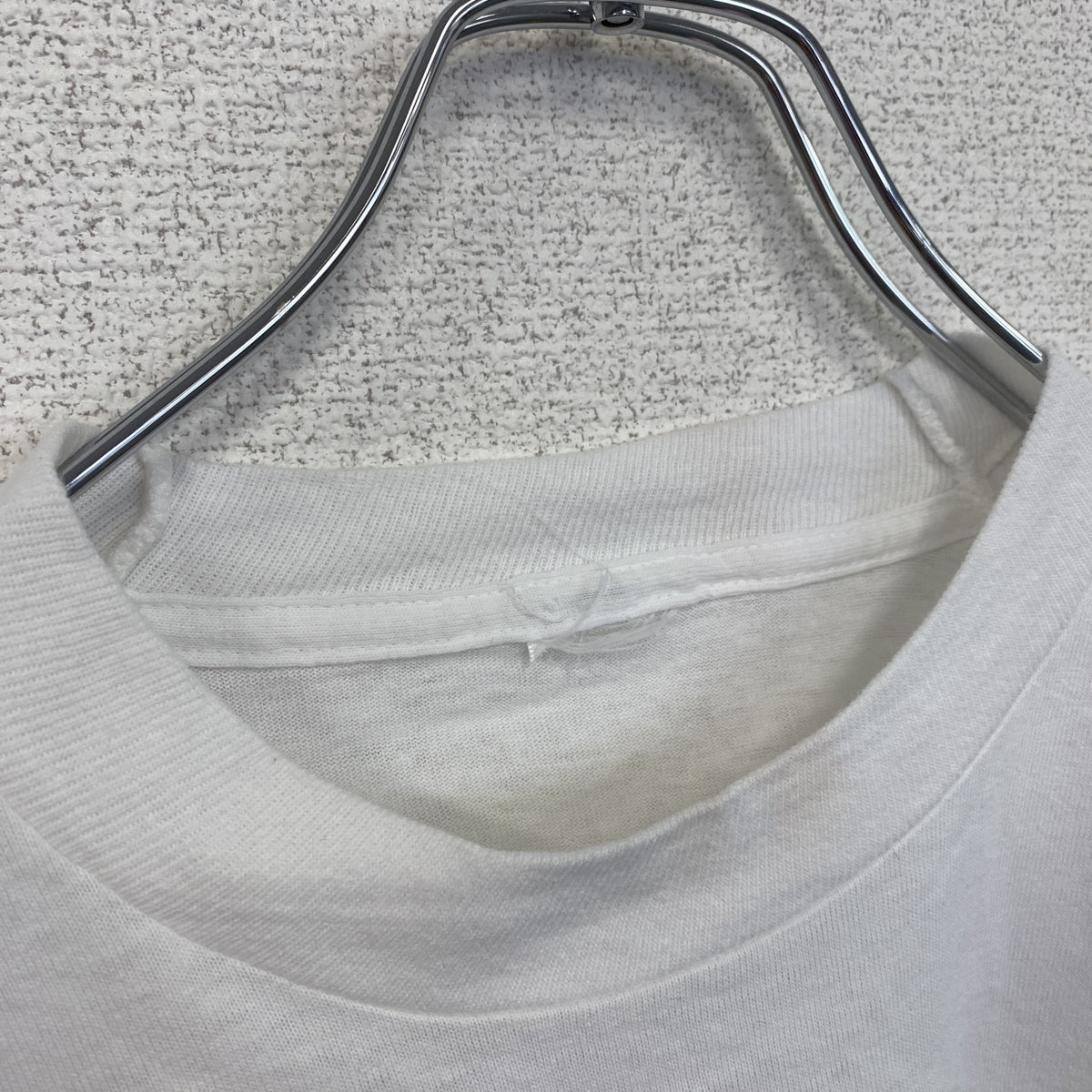 半袖プリントTシャツ　レトロデザイン　ヴィンテージ　クルーネック　シングルステッチ　90s　白　ホワイト　古着