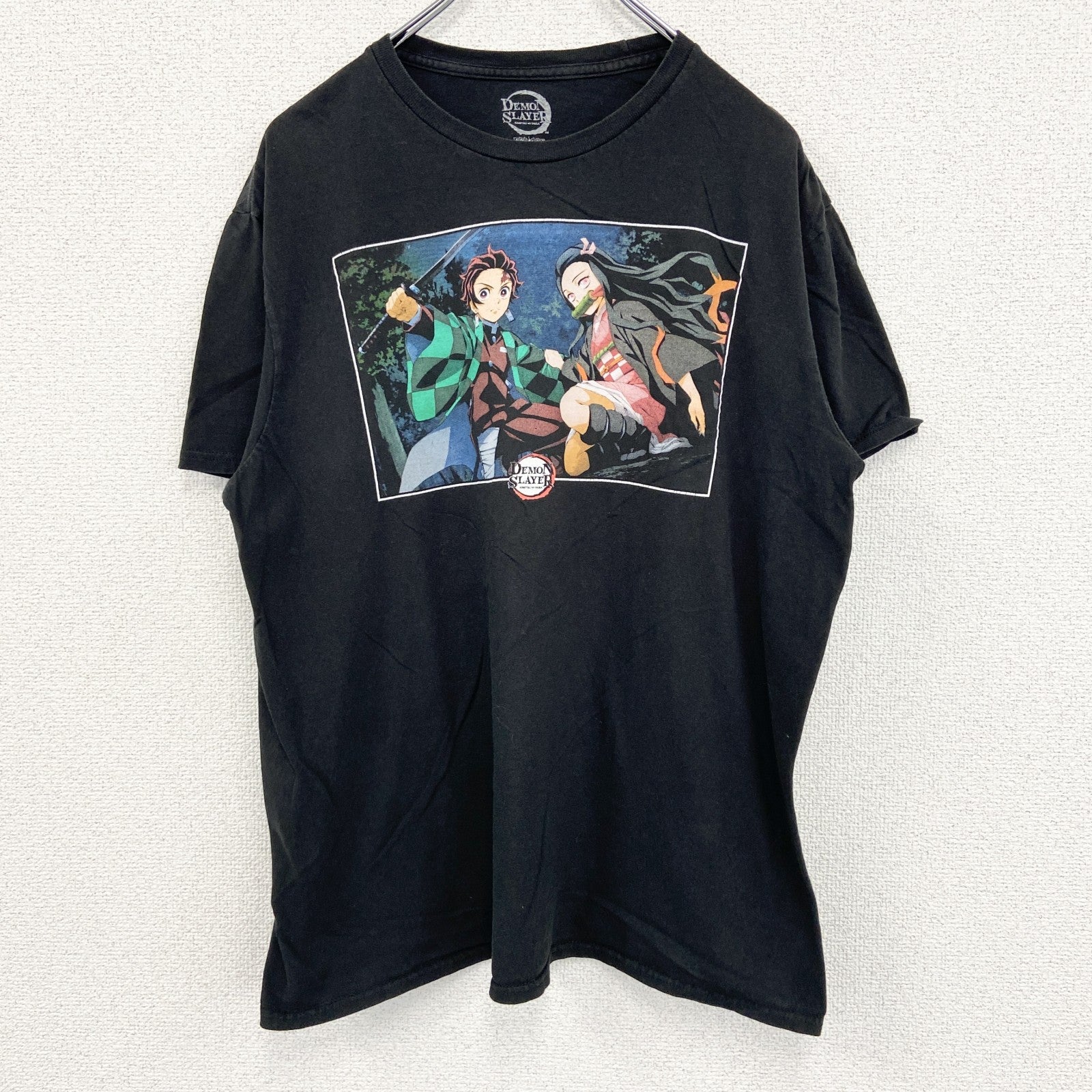 DEMON SLAYER　半袖アニメプリントTシャツ　鬼滅の刃　黒　ブラック　クルーネック　レトロ　Lサイズ　古着