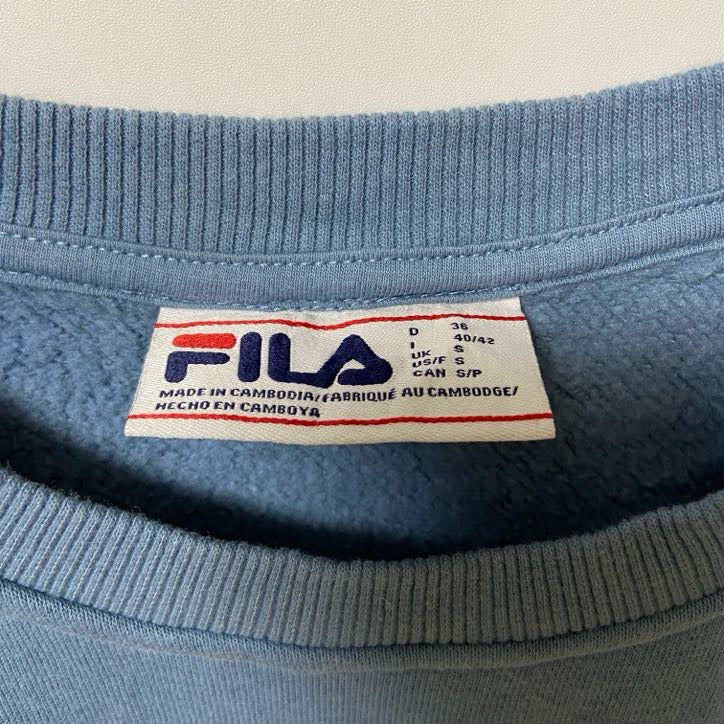 FILA　フィラ　スウェット/トレーナー　デカロゴ　ワンポイント　クルーネック　水色　ブルー　Sサイズ　古着