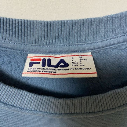 古着 used　FILA フィラ　長袖ロゴプリントスウェット　トレーナー　水色　クルーネック　秋冬服　Sサイズ