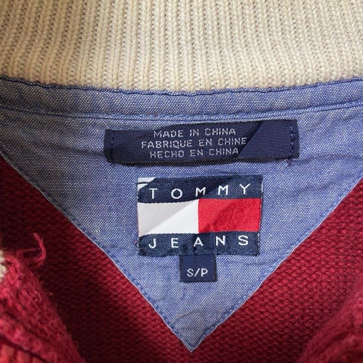 古着 used　TOMMY JEANS トミージーンズ　長袖ハーフジップニット　セーター　ハイネック　ワンポイント刺繍　Sサイズ