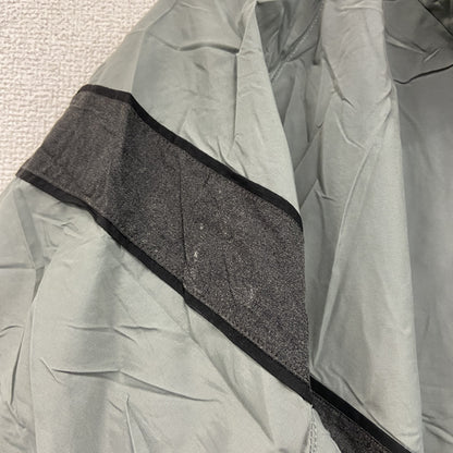 米軍　U.S.ARMY　トレーニングジャケット　ナイロンジャケット　グレー　Mサイズ