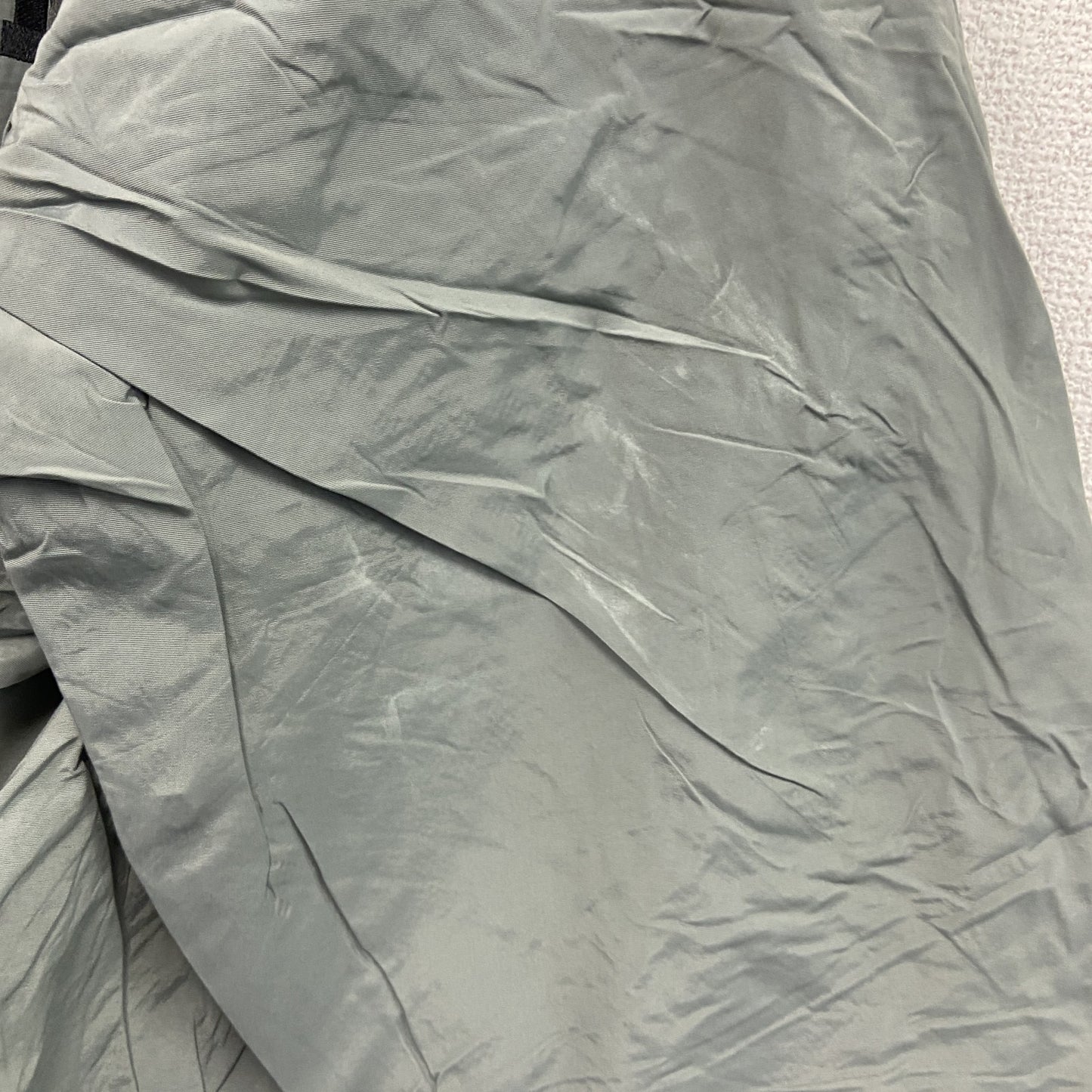 米軍　U.S.ARMY　トレーニングジャケット　ナイロンジャケット　グレー　Mサイズ