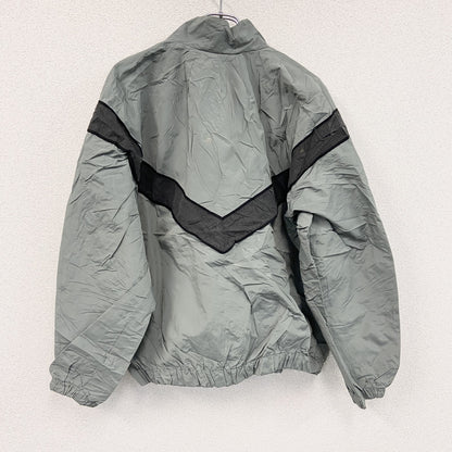 米軍　U.S.ARMY　トレーニングジャケット　ナイロンジャケット　グレー　Mサイズ