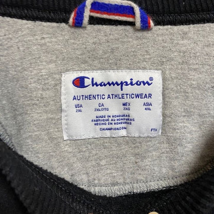 古着 used　Champion　チャンピオン　長袖プリントスウェット　トレーナー　黒　ブラック　ビッグシルエット　2XLサイズ