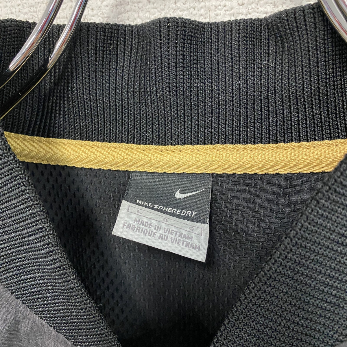NIKE　ナイキ　フルジップジャケット　黒　ブラック　Lサイズ　古着