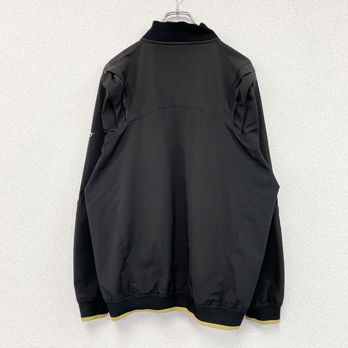NIKE　ナイキ　フルジップジャケット　黒　ブラック　Lサイズ　古着