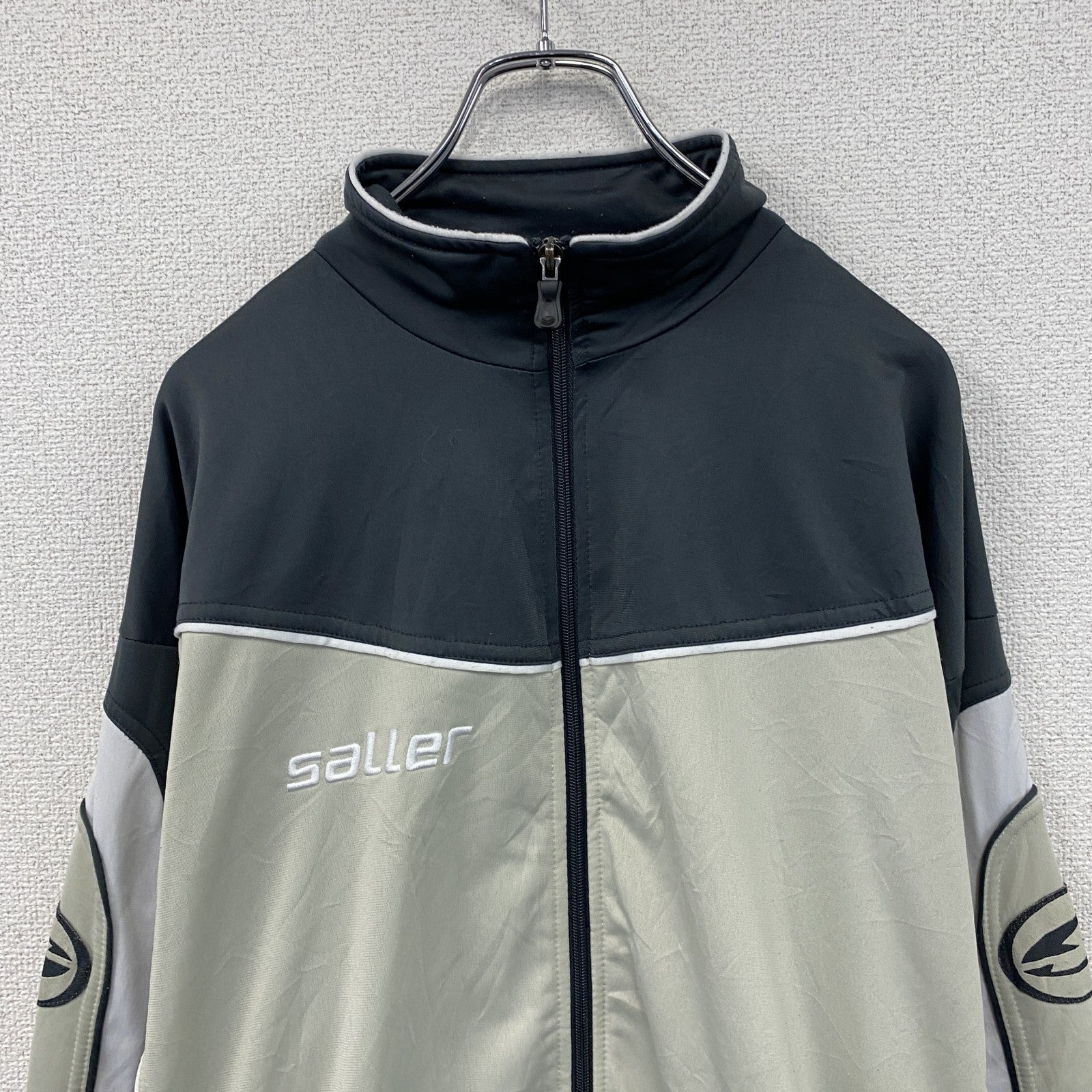saller　セラー　トラックジャケット/ジャージ　グレー　灰色　オフホワイト　Lサイズ　　古着
