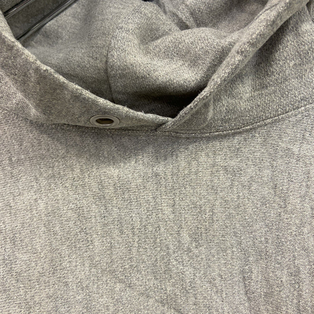 Champion　チャンピオン　リバースウィーブ　スウェットパーカー/フーディー　刺繍ロゴ　ワンポイント　現行　グレー　灰色　XLサイズ トレーナー スウェットトップス フード付き 古着