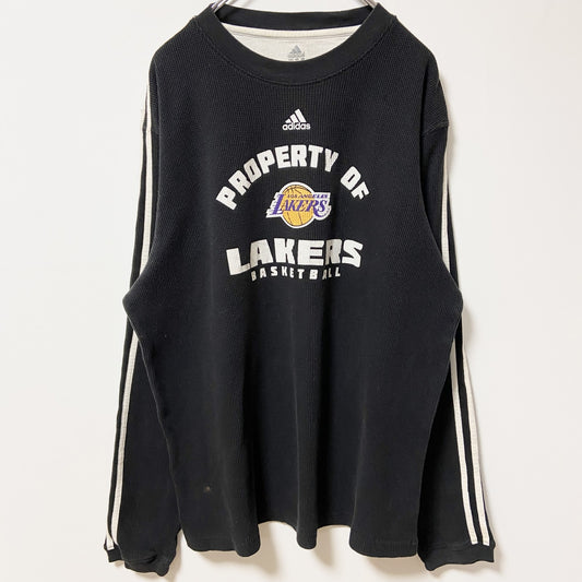 古着 used　adidas アディダス　NBA　LAKERS レイカーズ　長袖プリントスウェット　ワンポイントロゴ　XLサイズ