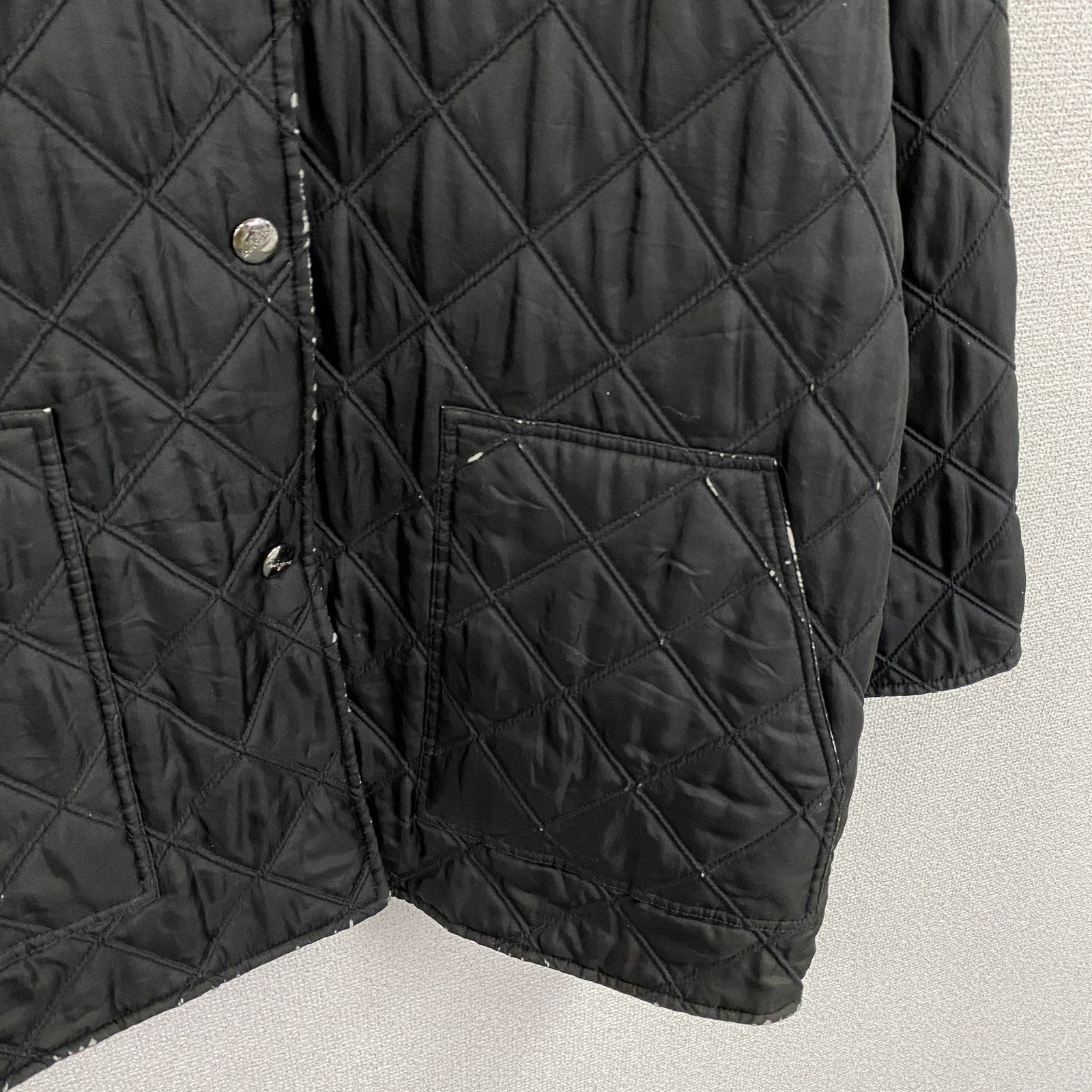 Salvatore Ferragamo　サルヴァトーレフェラガモ　キルティングジャケット　中綿入り　黒　ブラック　Mサイズ　古着