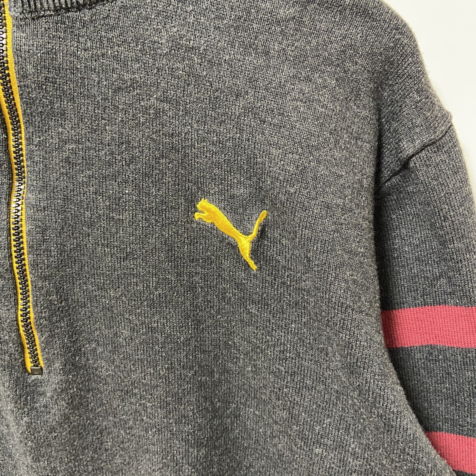 puma プーマ　長袖ハーフジップニット　セーター　ワンポイントロゴ刺繍　ライン　カラフル　Sサイズ　古着