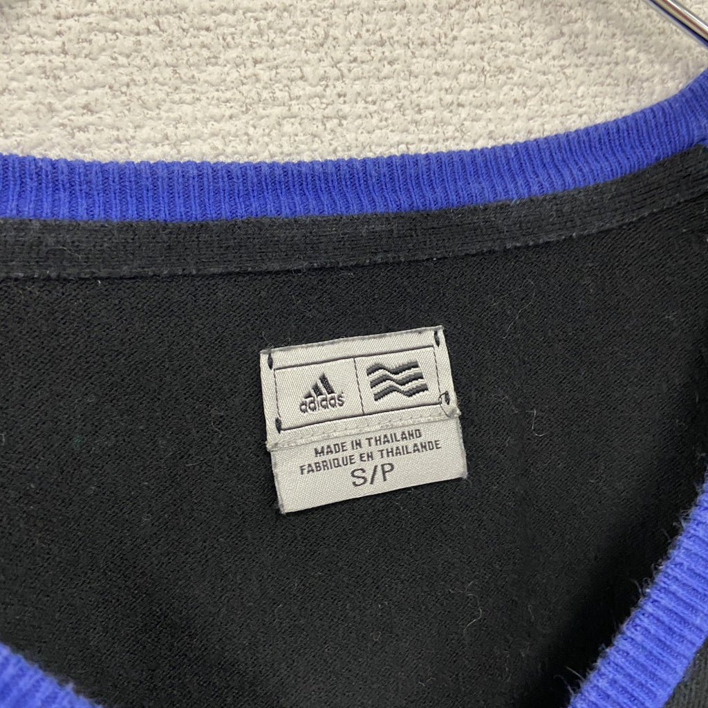 adidas　アディダス　コットンニットセーター　Vネック　黒　ブラック　Sサイズ　古着