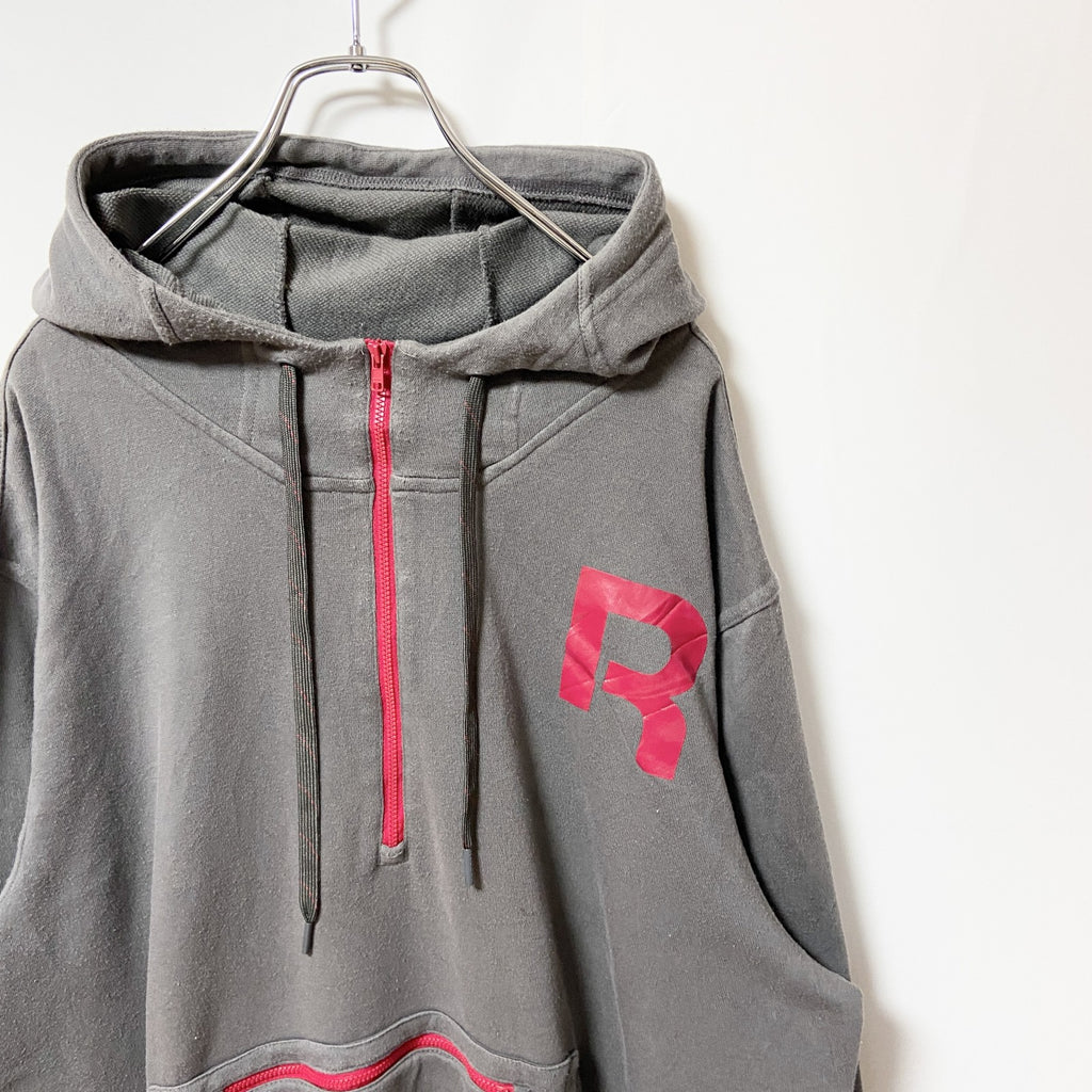 Reebok リーボック　長袖ハーフジップパーカー　フード付きトレーナー　ワンポイントロゴ　XXLサイズ　古着