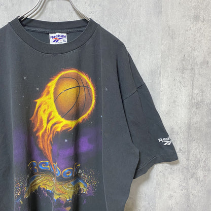 古着 used　Reebok　リーボック　半袖プリントＴシャツ　basketball　バスケ　黒　ビッグシルエット　XLサイズ