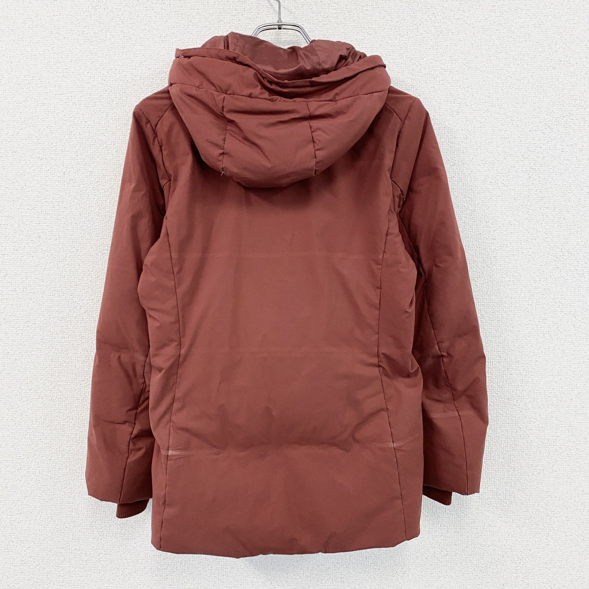 UNIQLO　ユニクロ　シームレスダウンパーカ　ダウン90%　ボルドー　Mサイズ　古着