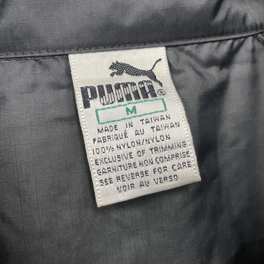 PUMA　プーマ　フルジップナイロンジャケット　黒　ブラック　Mサイズ　古着