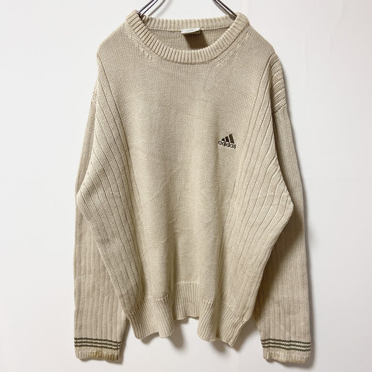 古着 used　adidas アディダス　長袖ワンポイントロゴ刺繍ニット　セーター　厚手　ビックシルエット　XLサイズ