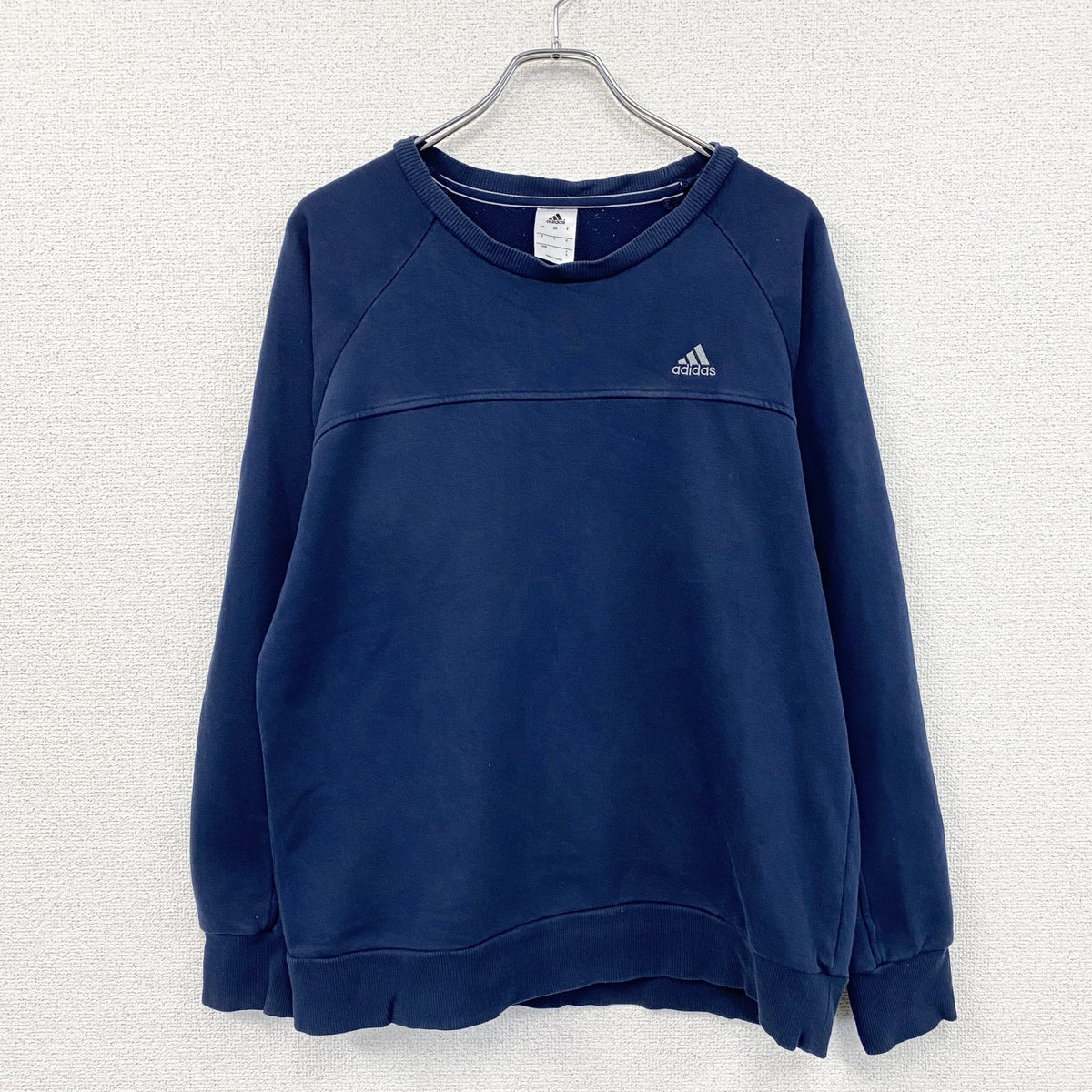 adidas　アディダス　スウェット/トレーナー　ラグランスリーブ　パフォーマンスロゴ　紺　ネイビー　Oサイズ スウェットトップス メンズ コットン 古着