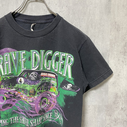 古着 used　GRAVE DIGGER　半袖カープリントTシャツ　クルーネック　MONSTER JAM　黒　ブラック　Sサイズ