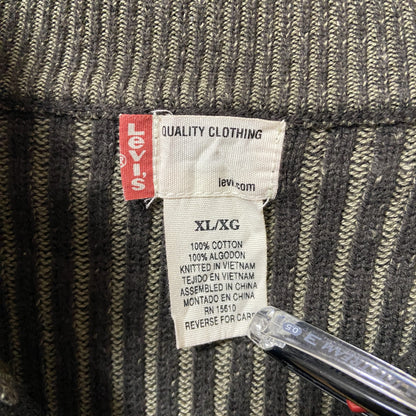 古着 used　Levi’s リーバイス　長袖ハーフジップニット　セーター　ハイネック　ヴィンテージカラー　XLサイズ