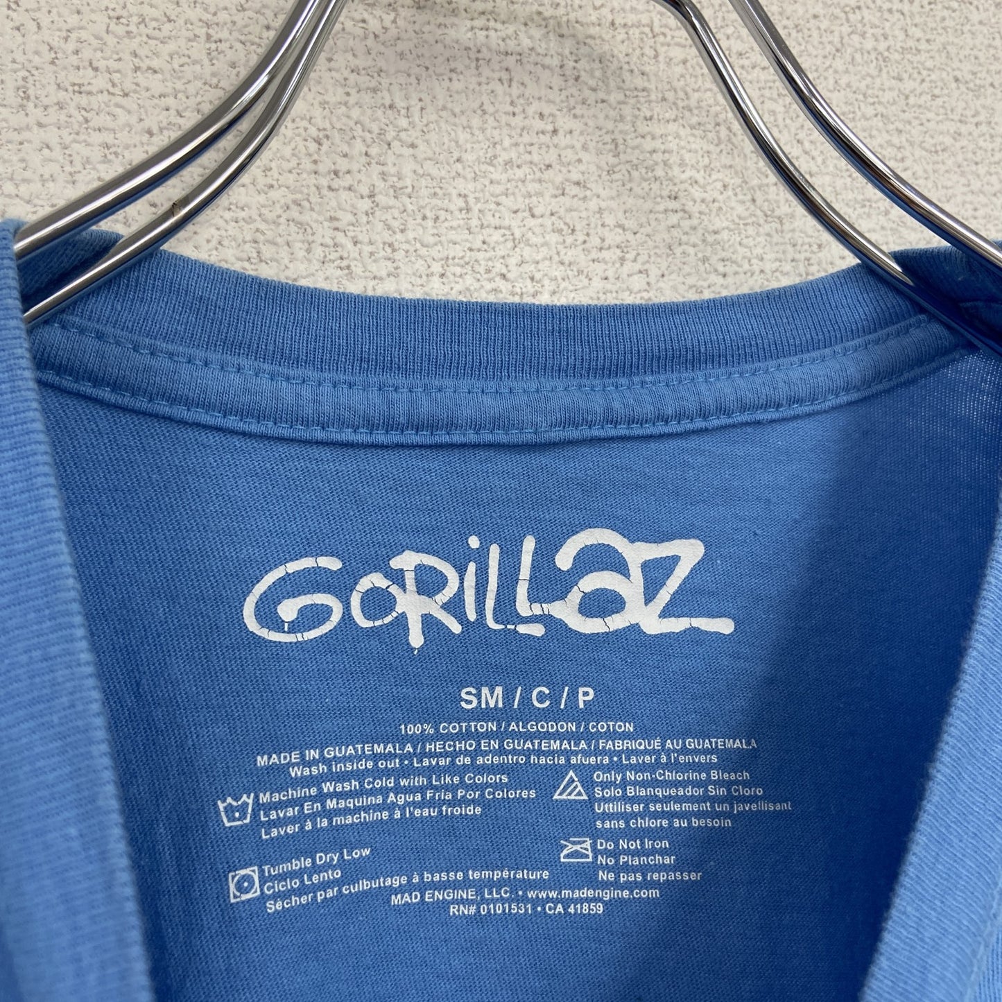 古着 used　Gorillaz　ゴリラズ　半袖バンドプリントTシャツ　レトロデザイン　クルーネック　水色　ライトブルー　