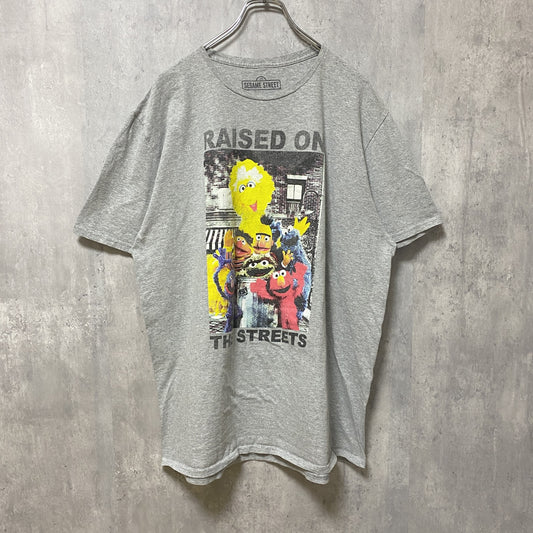 古着 used　SESAME STREET　セサミストリート　半袖プリントキャラTシャツ　グレー　ビッグシルエット　2XLサイズ