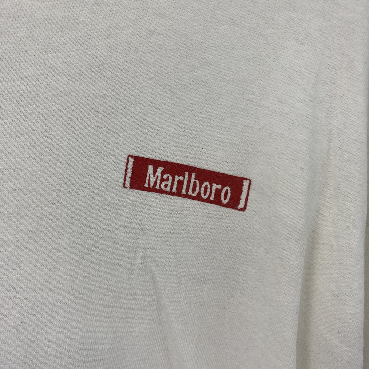 GILDAN　ギルダン　Marlboro　マールボロ　長袖Tシャツ/ロンT　デカロゴ　白　ホワイト　Lサイズ　古着