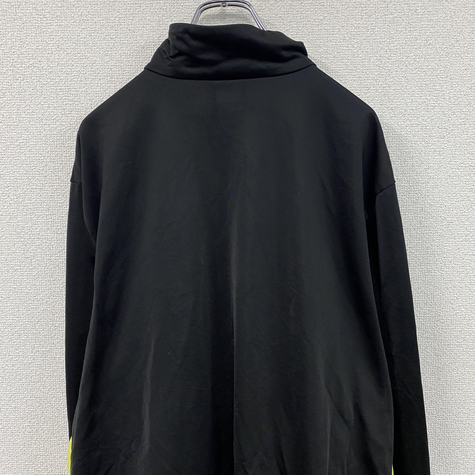 PUMA　プーマ　トラックジャケット/ジャージ　黒　ブラック　2XLサイズ　古着