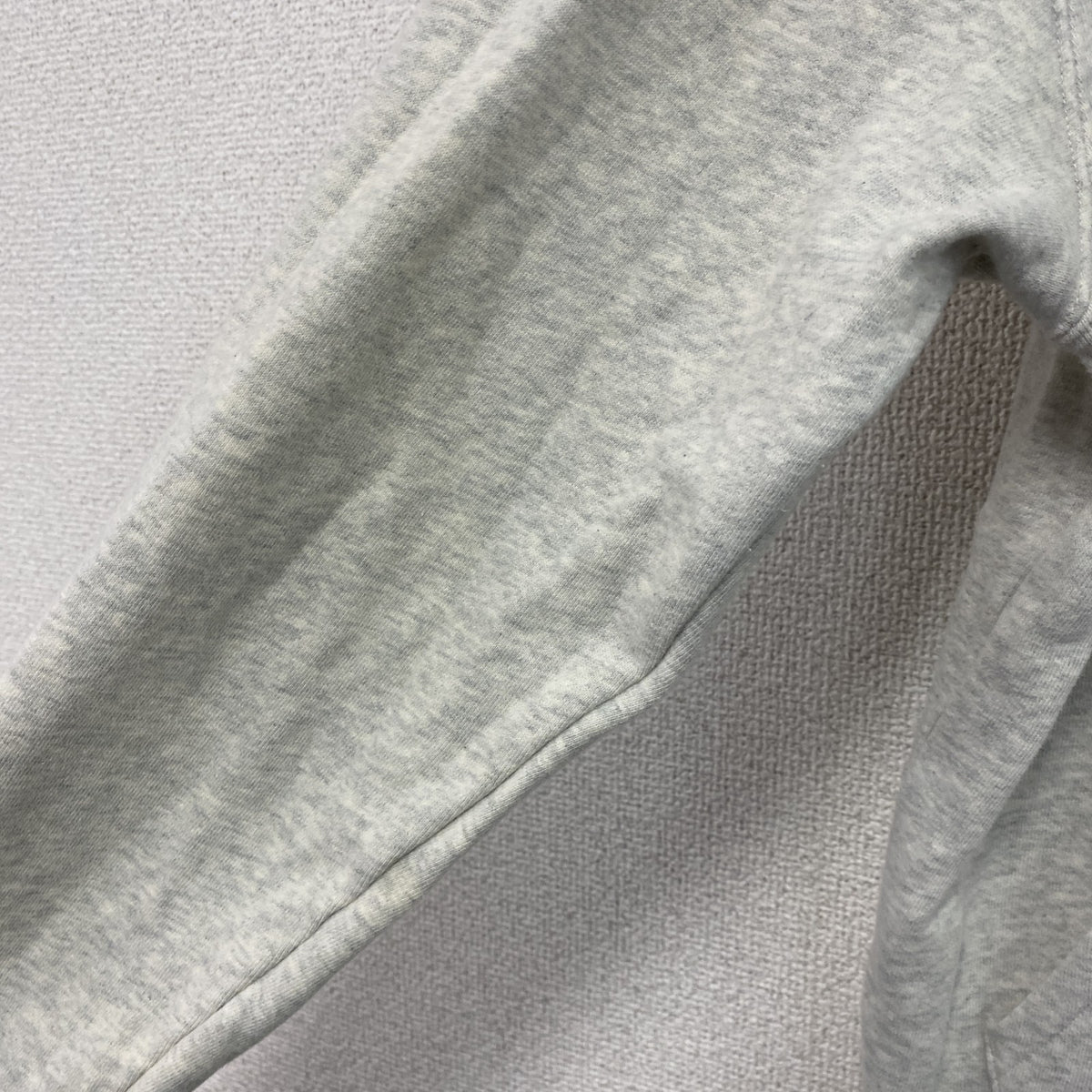 Champion　チャンピオン　フルジップスウェットパーカー/フーディー　目無し　刺繍ロゴ　現行　灰色　グレー　Lサイズ　古着