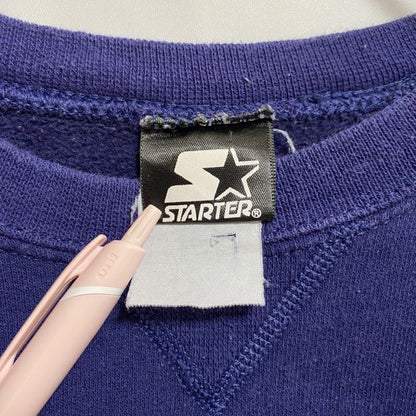 古着 used　STARTER　スターター　長袖ワンポイントロゴ刺繍スウェット　トレーナー　クルーネック　秋冬服　ネイビー