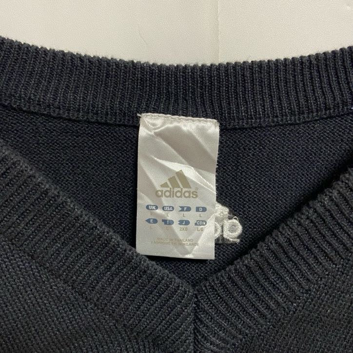 adidas アディダス　Vネックニットベスト　セーター　ワンポイントロゴ刺繍　黒　ブラック　Lサイズ　古着