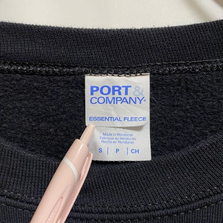 古着 used　PORT&COMPANY　長袖ロゴプリントスウェット　トレーナー　クルーネック　黒　ブラック　秋冬服　Sサイズ