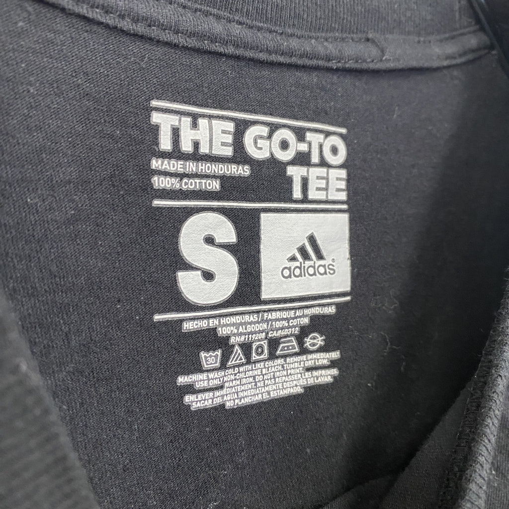 adidas アディダス　半袖プリントTシャツ　サッカー　クルーネック　カジュアルデザイン　黒　ブラック　Mサイズ　古着