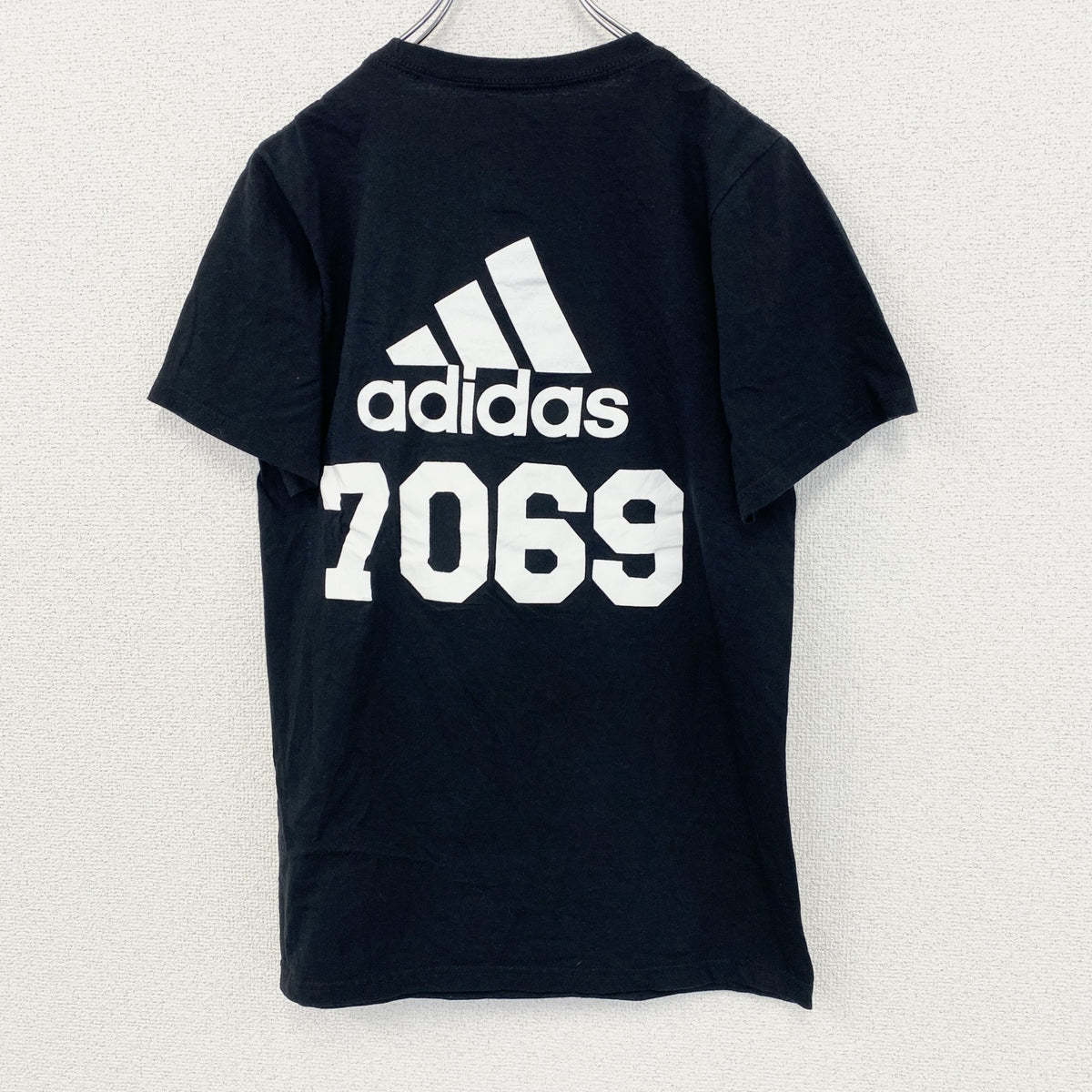 adidas アディダス　半袖プリントTシャツ　サッカー　クルーネック　カジュアルデザイン　黒　ブラック　Mサイズ　古着