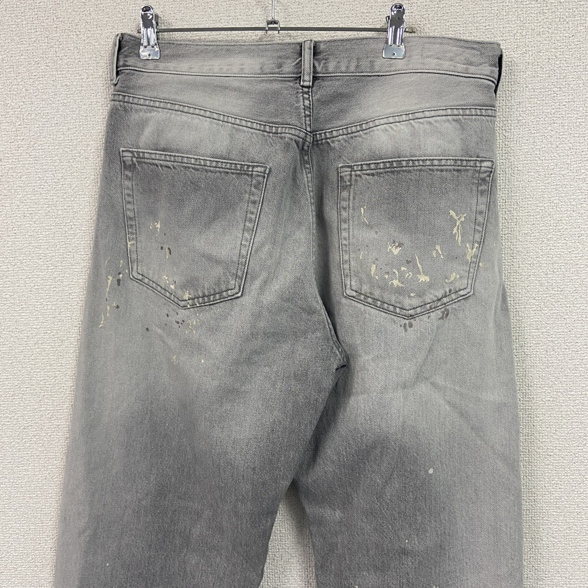 ZARA　ザラ　デニムパンツ/ジーンズ　ペインティングデザイン　ボタン開き　灰色　グレー　W31サイズ　古着