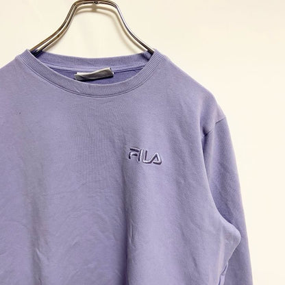 古着 used　FILA フィラ　長袖クルーネックスウェット　トレーナー　ワンポイントロゴ刺繍　秋冬服　Lサイズ