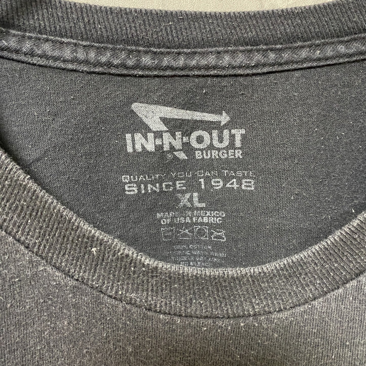 古着 used　IN-N-OUT BURGER　インアウトバーガー　半袖プリントTシャツ　黒　ビッグシルエット　XLサイズ