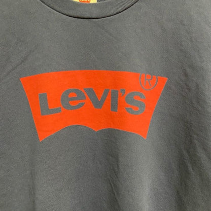 古着 used　Levi’s リーバイス　長袖クルーネックスウェット　トレーナー　ロゴプリント　ネイビー　紺　Mサイズ