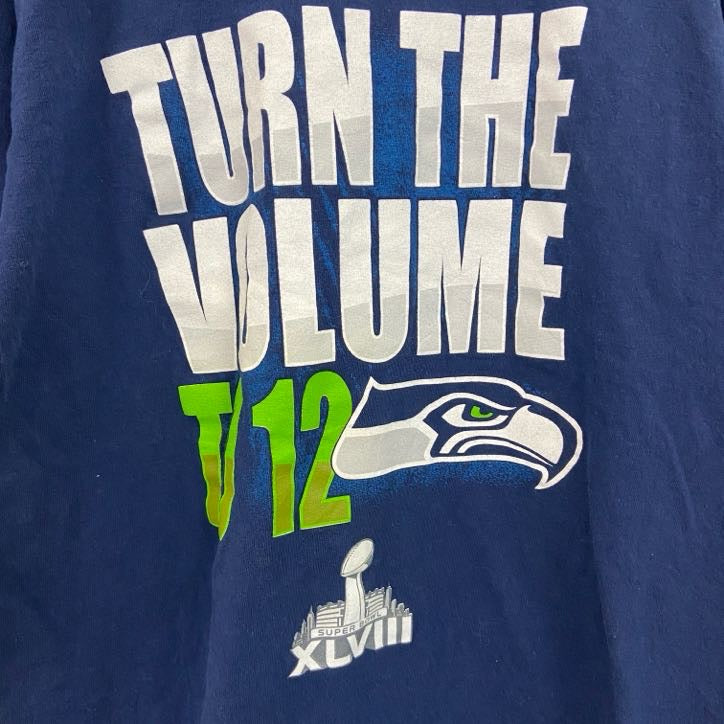 古着 used　NFL　半袖プリントTシャツ　シアトルシーホークス　紺　ネイビー　コットン100％　Mサイズ