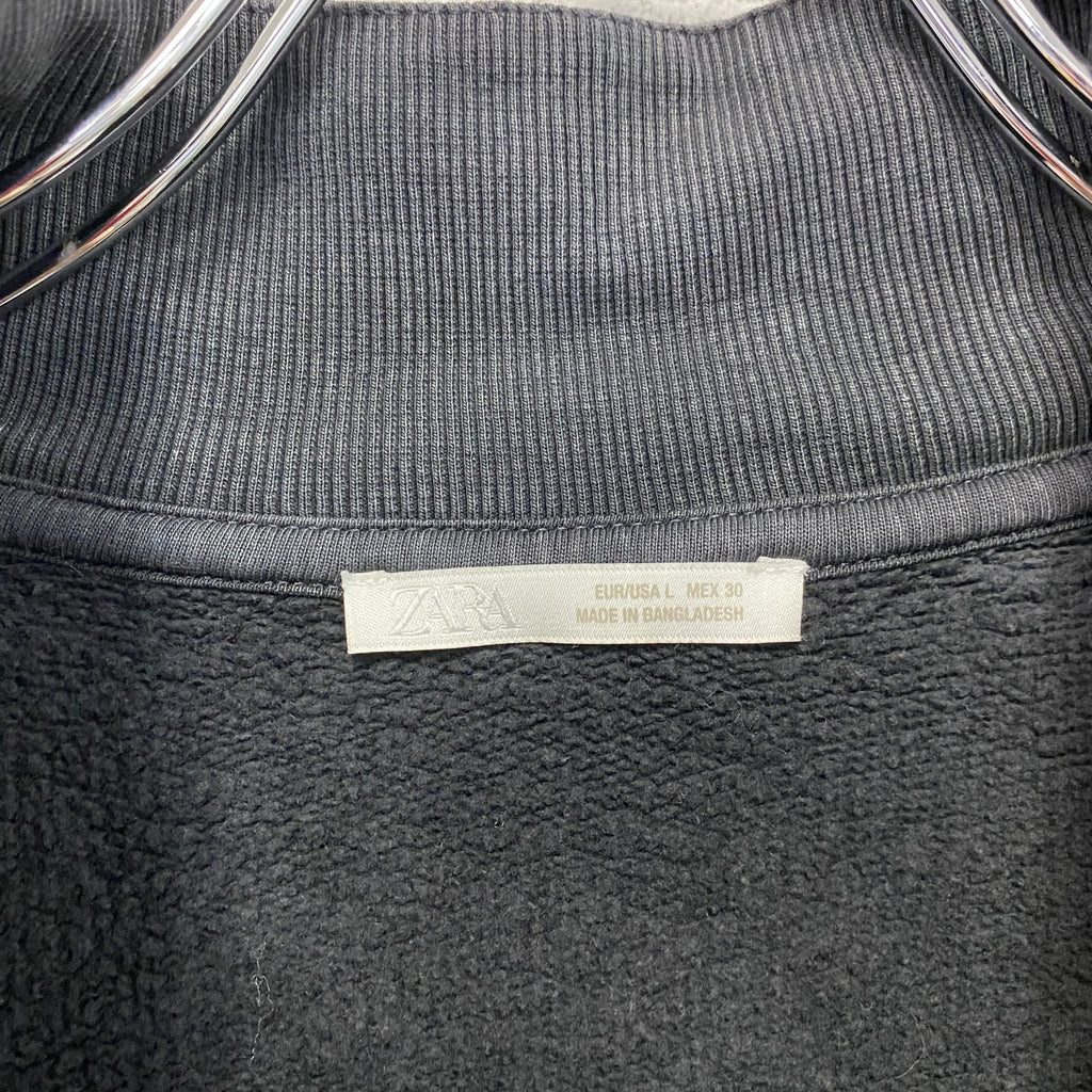 ZARA　ザラ　フルジップスウェット/トレーナー　ギミック　フェード　ワンポイント　黒　ブラック　Lサイズ　古着