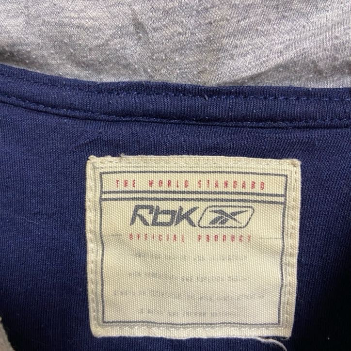 Reebok リーボック　長袖パーカー　フード付きトレーナー　ワンポイントロゴ刺繍　グレー　灰色　秋冬服　Lサイズ　古着