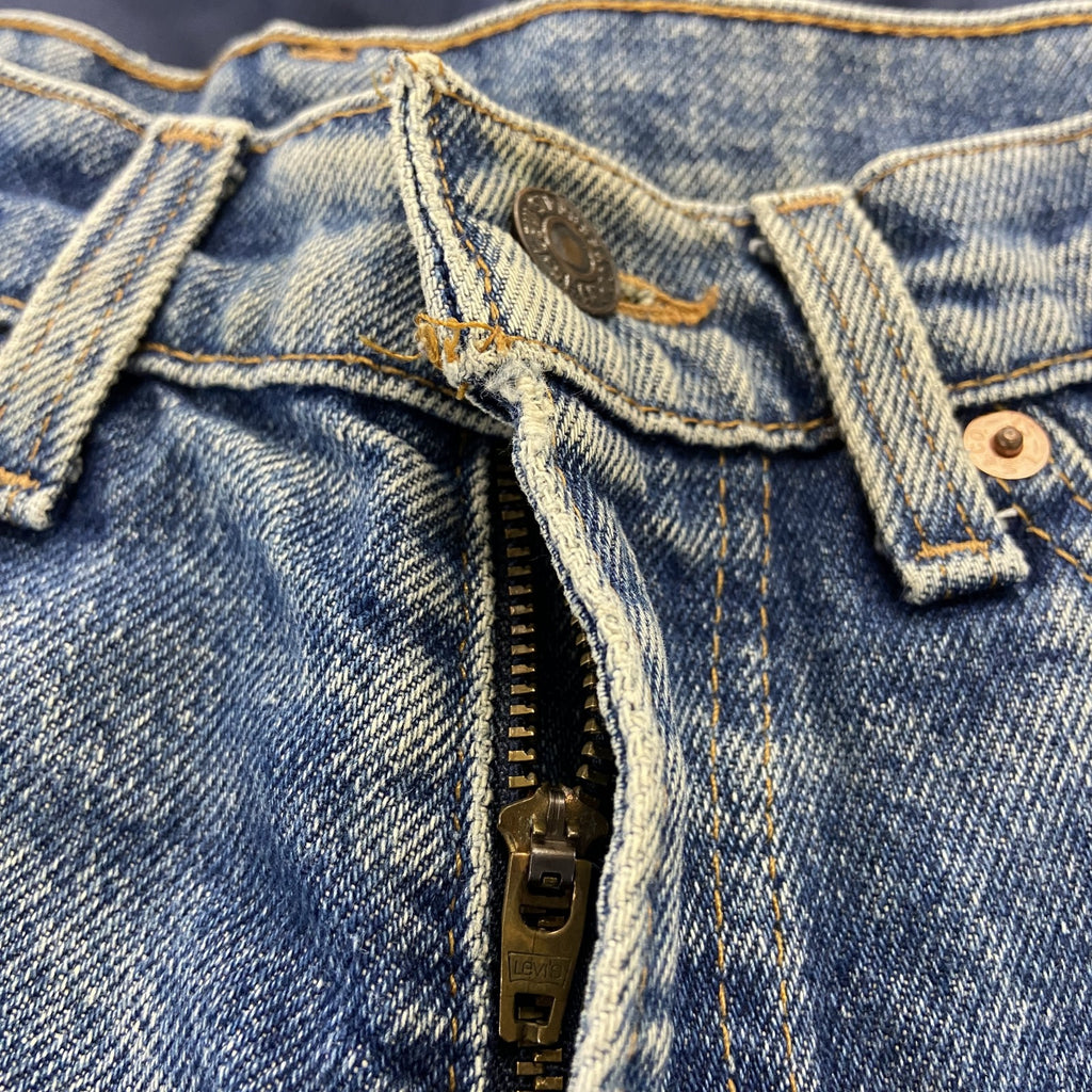 Levi's　リーバイス　デニムパンツ/ジーンズ　ジップフライ　縦落ち　インディゴ　W29サイズ　古着