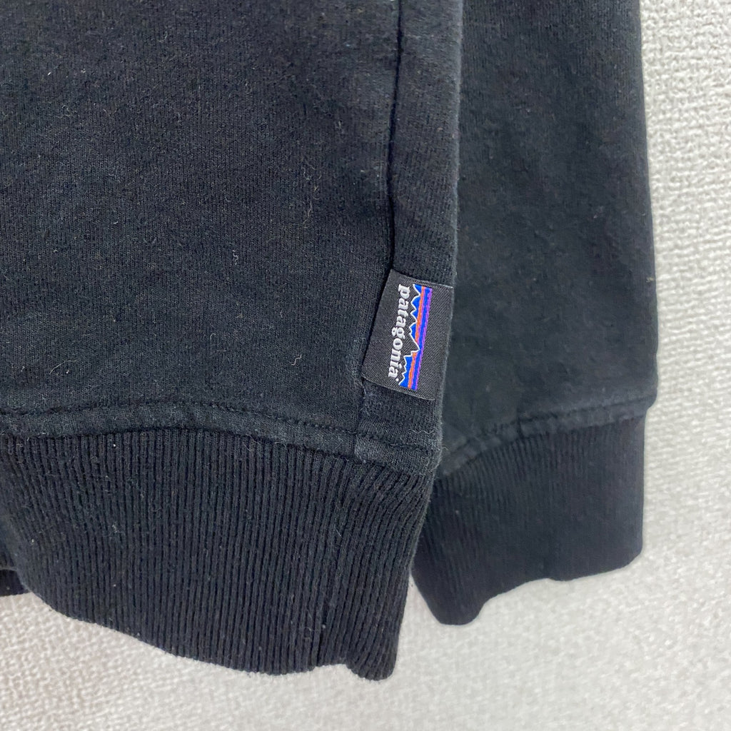patagonia　パタゴニア　スウェット/トレーナー　黒　ブラック　Mサイズ　古着